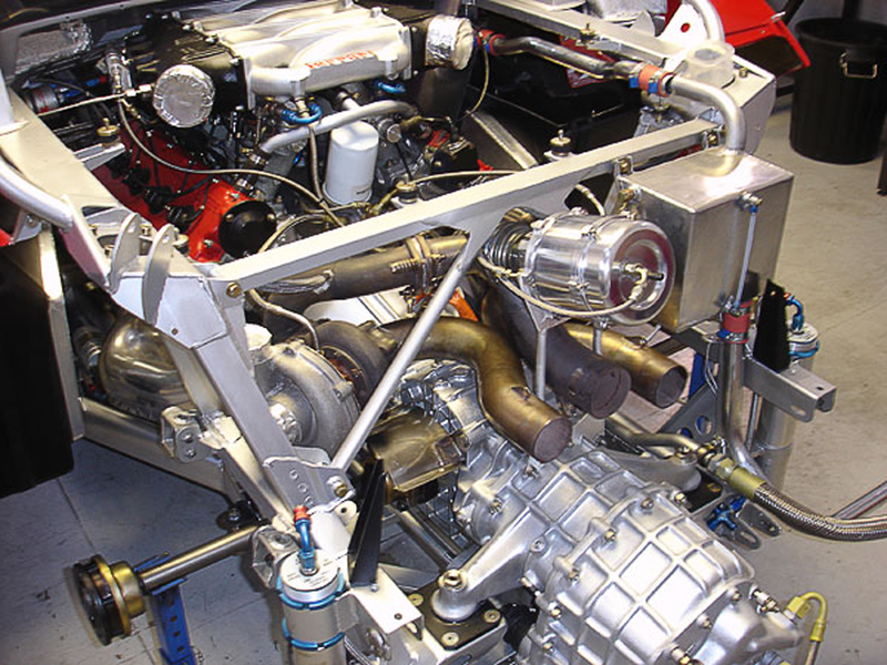 Illustration for article titled Ferrari F40 LM: Supercar Teardown